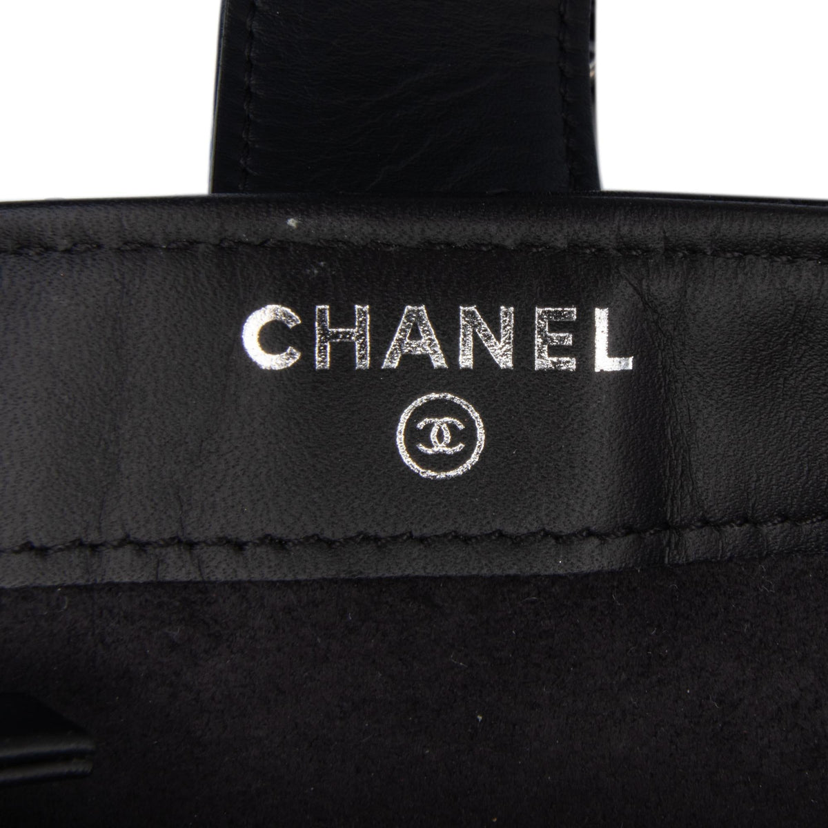 Top Quality Chanel Mini Reissue 2.55 Quilted Calfskin Lucky Charms Clutch on Chain (SHG-uMLNK2)