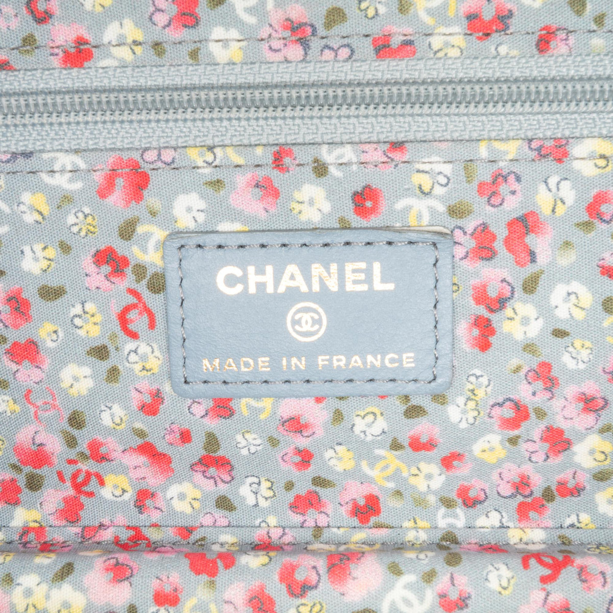 Top Quality Chanel Quilted Canvas Coco Cuba Charms Wallet On Chain (SHG-hMCcfO)