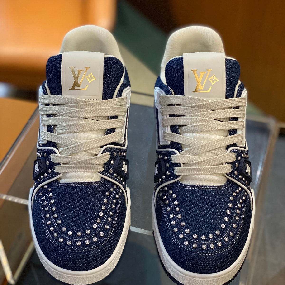 LOU TRAINERS