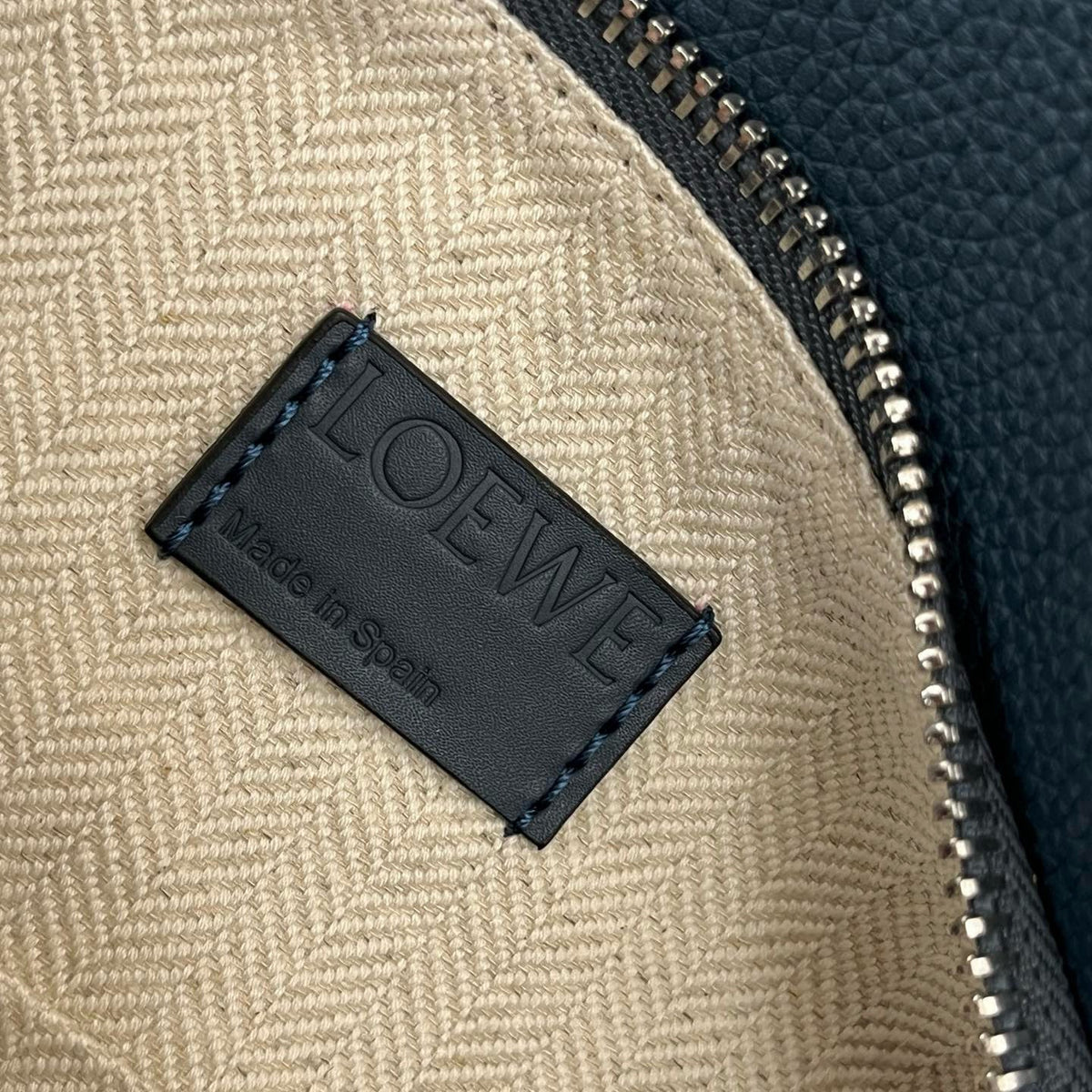 LOEW SMALL PUZZLE BAG