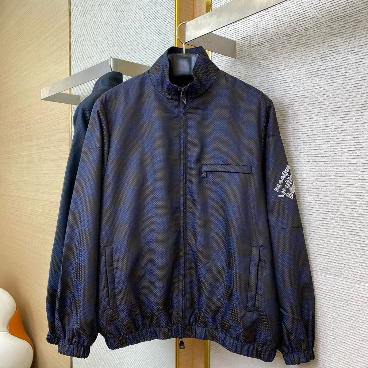 LOU JACKET