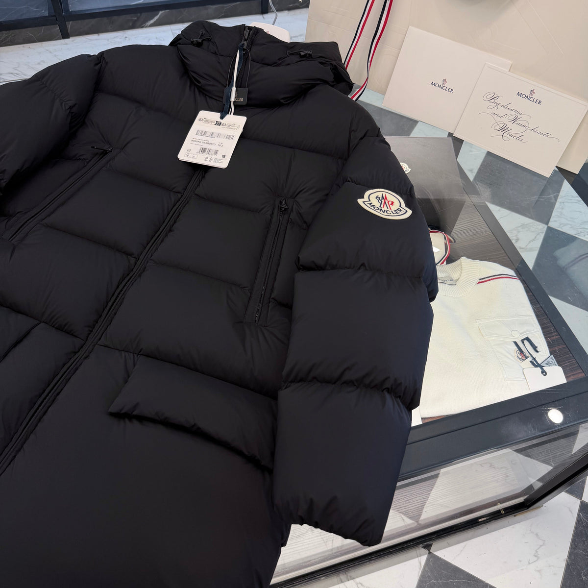 MONC BOSONA COAT