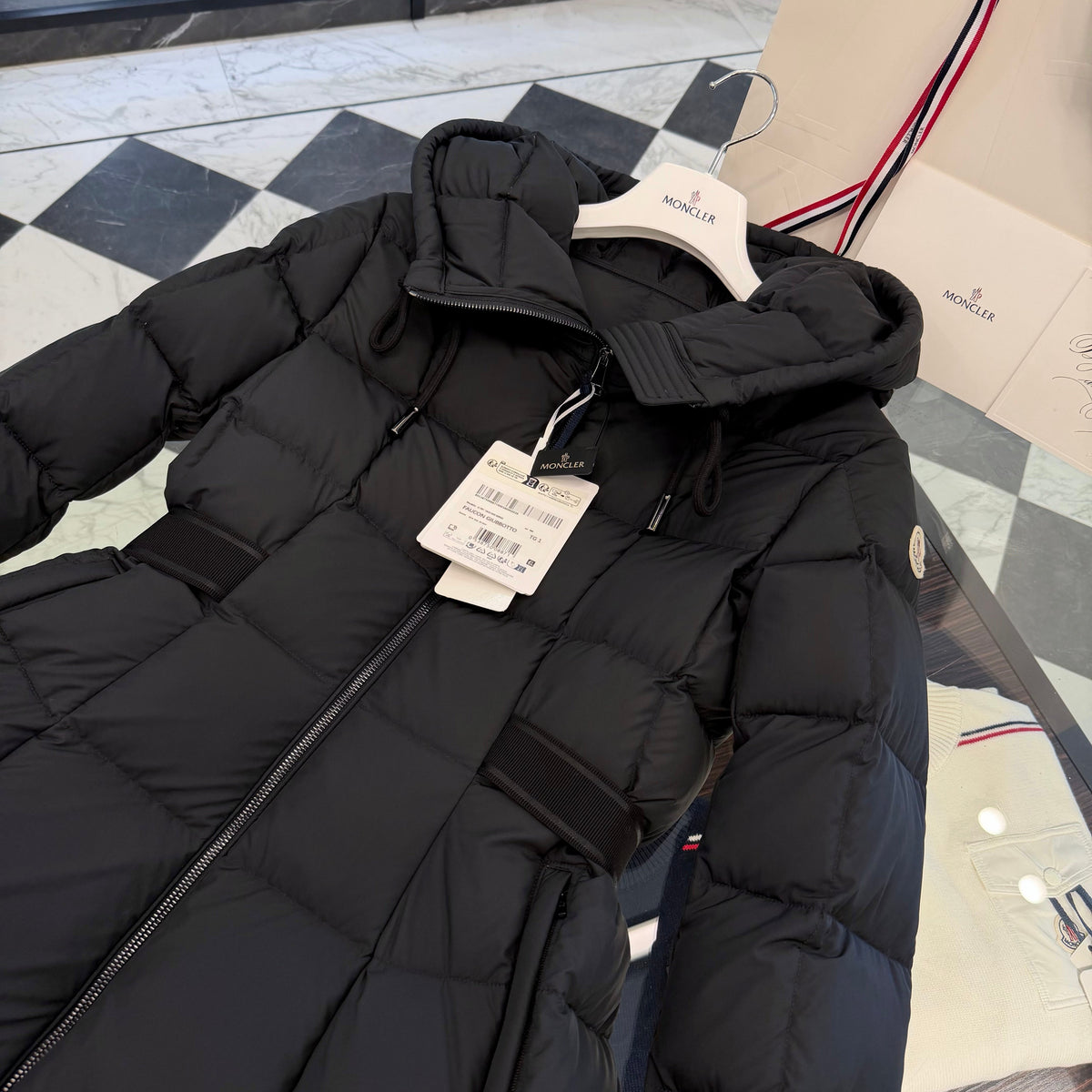 MONC FAUCON COAT