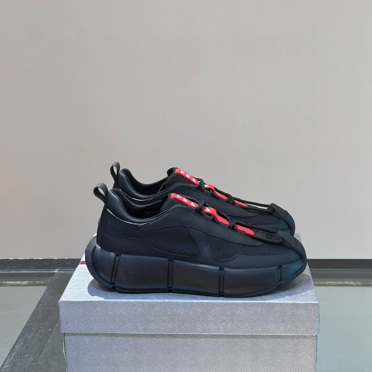 PD SNEAKERS