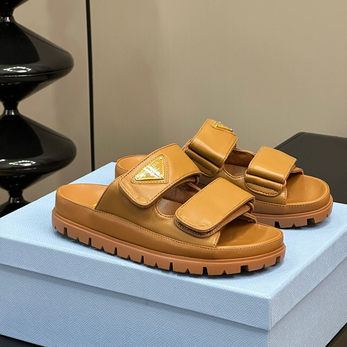 PD NAPPA LEATHER SLIDES