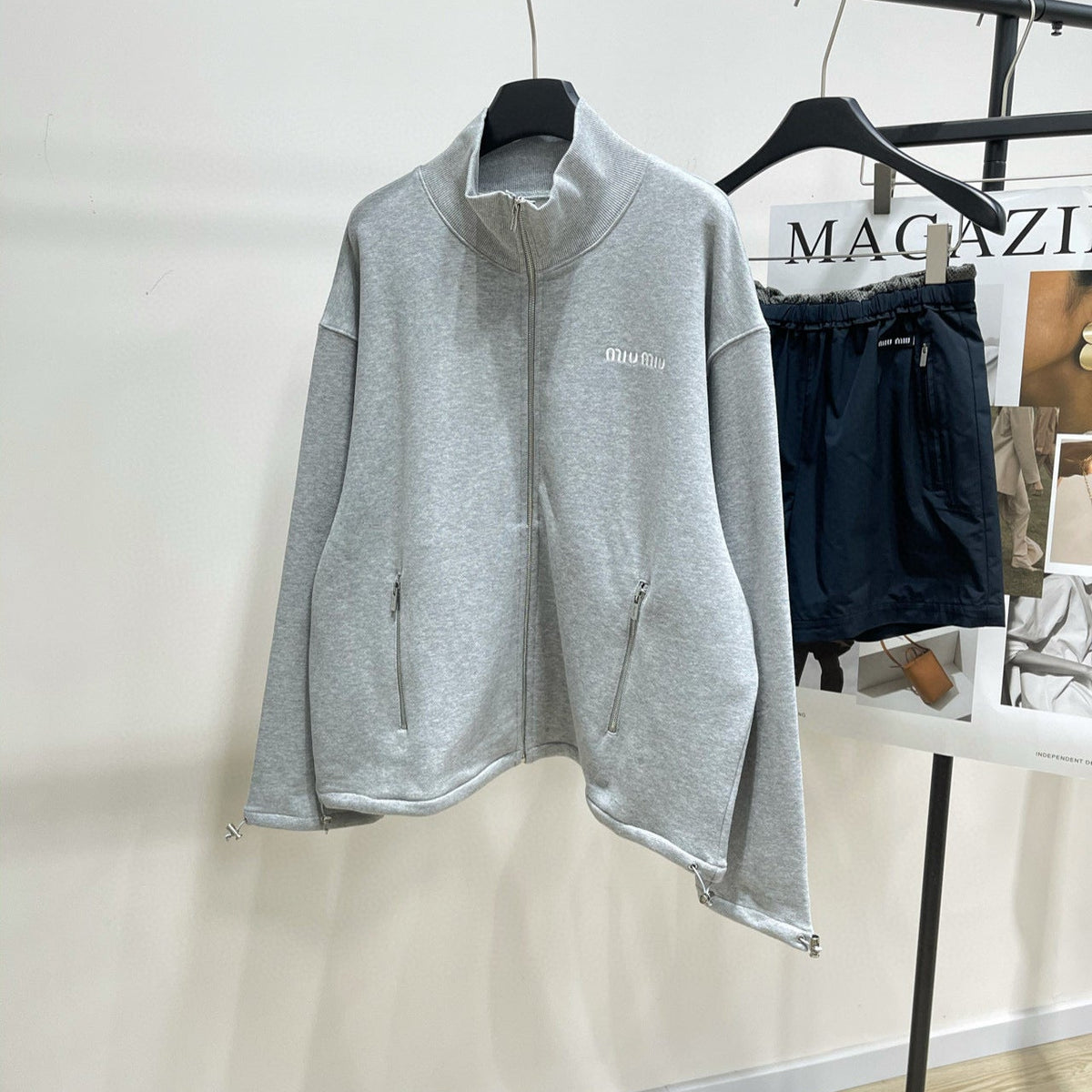 MIU M ZIP SWEATSHIRT