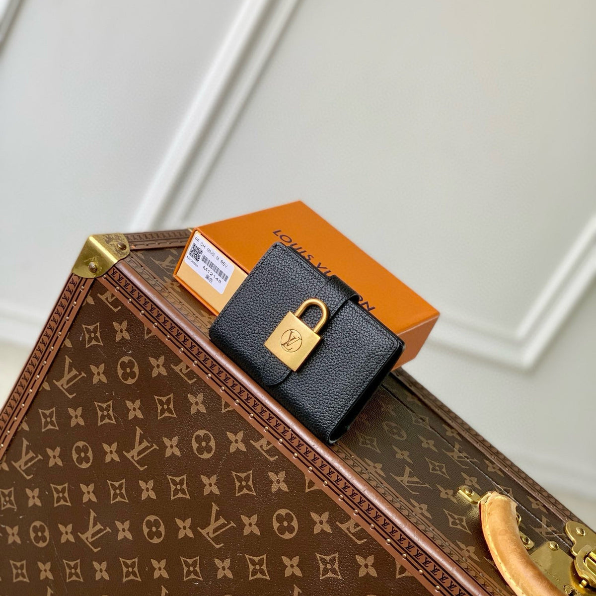 LOU LOW KEY COMPACT WALLET