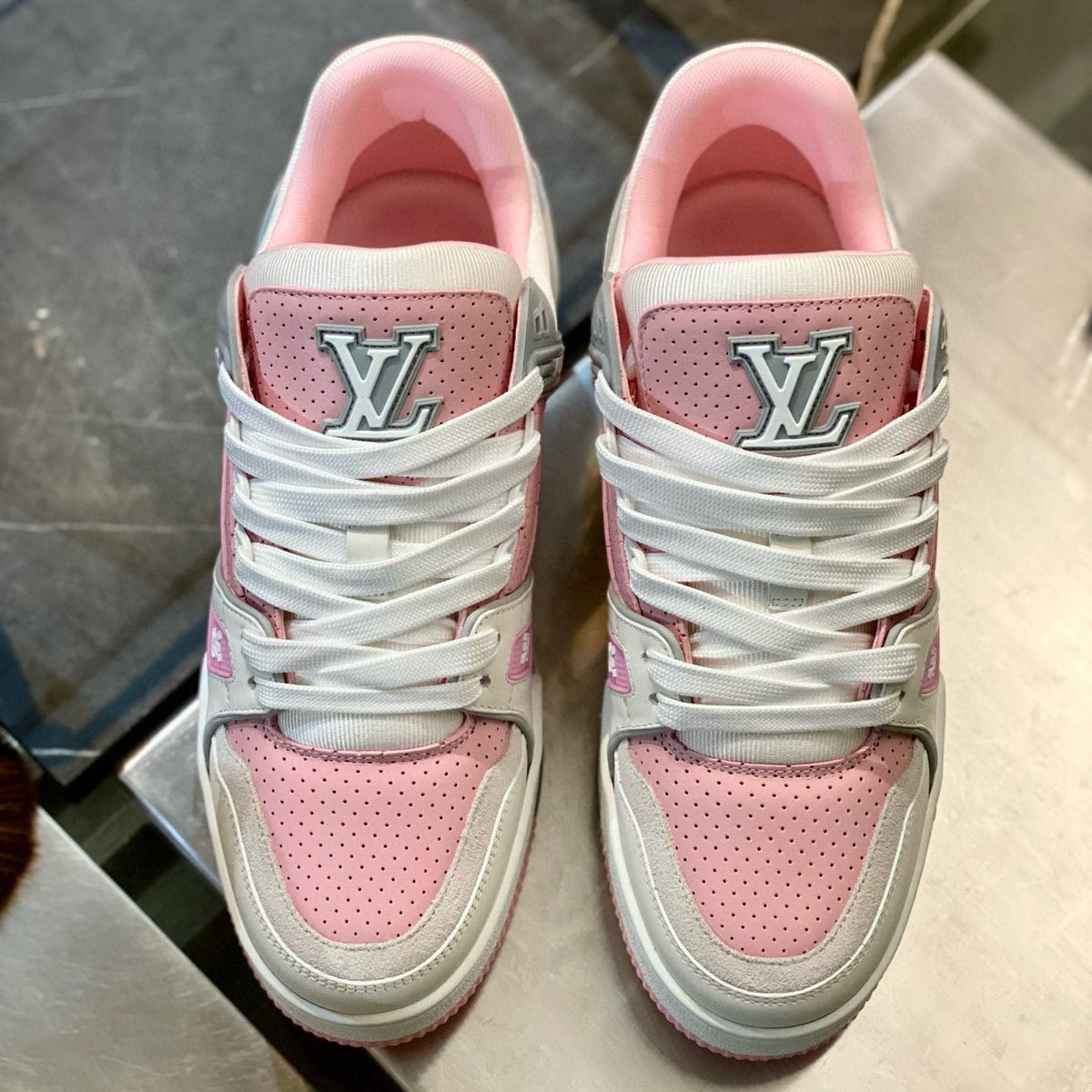 LOU TRAINERS