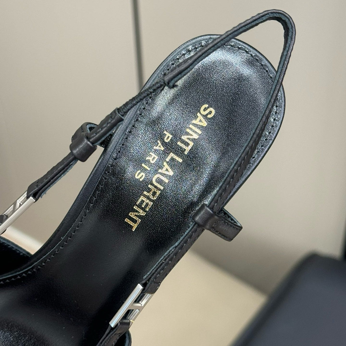 SL HEELS