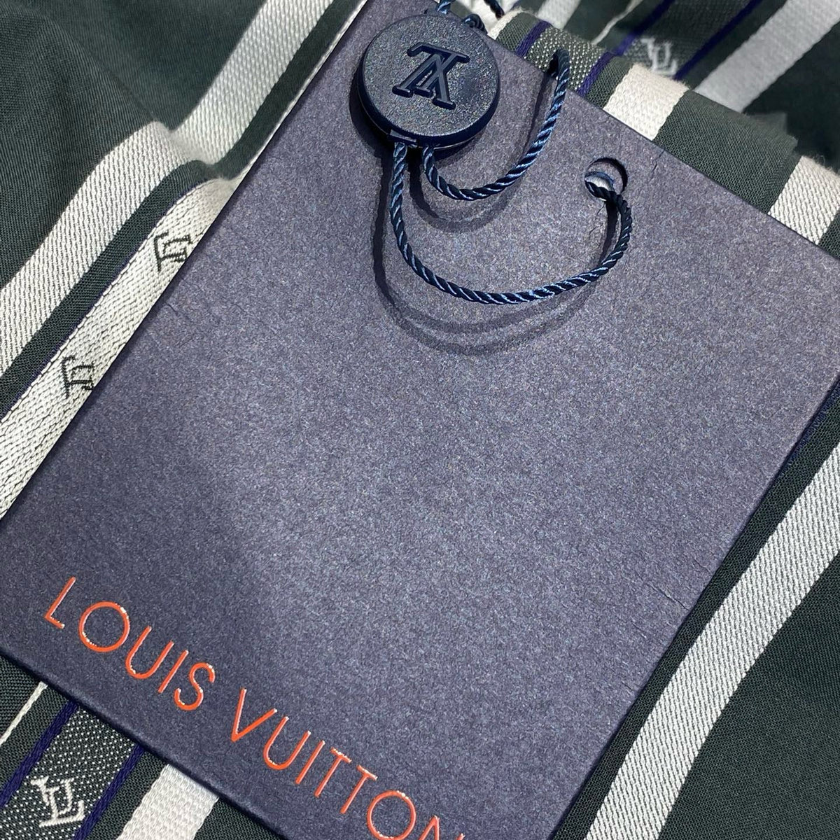 LOU SHIRT