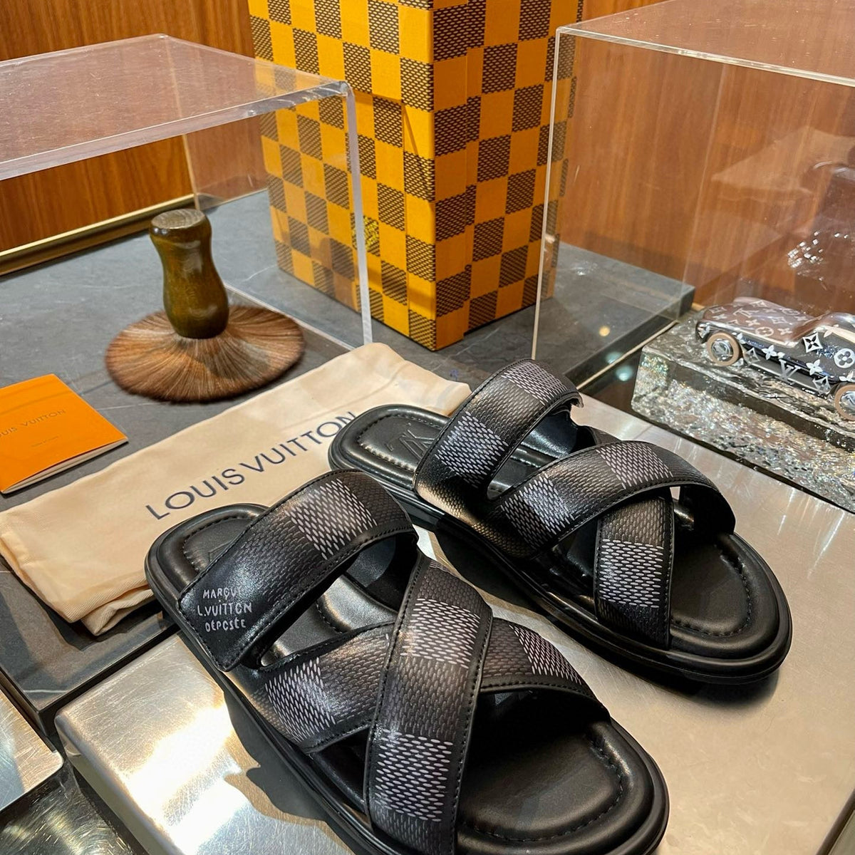 LOU VENICE MULE