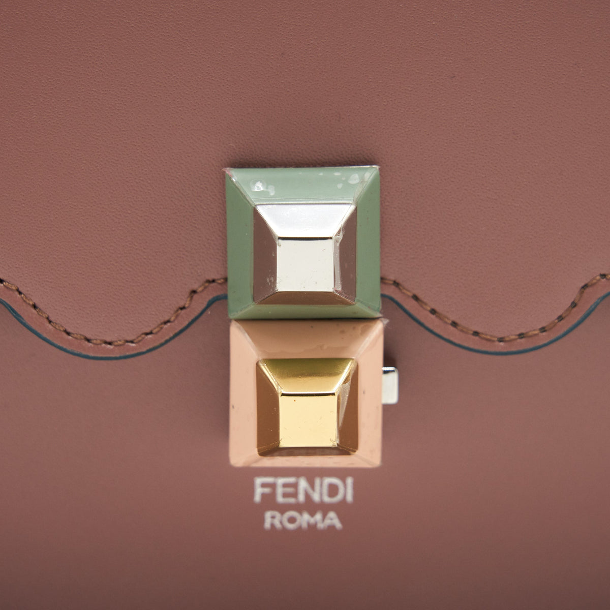 Top quality Fendi Kan I With Extra Bag Charm Pink