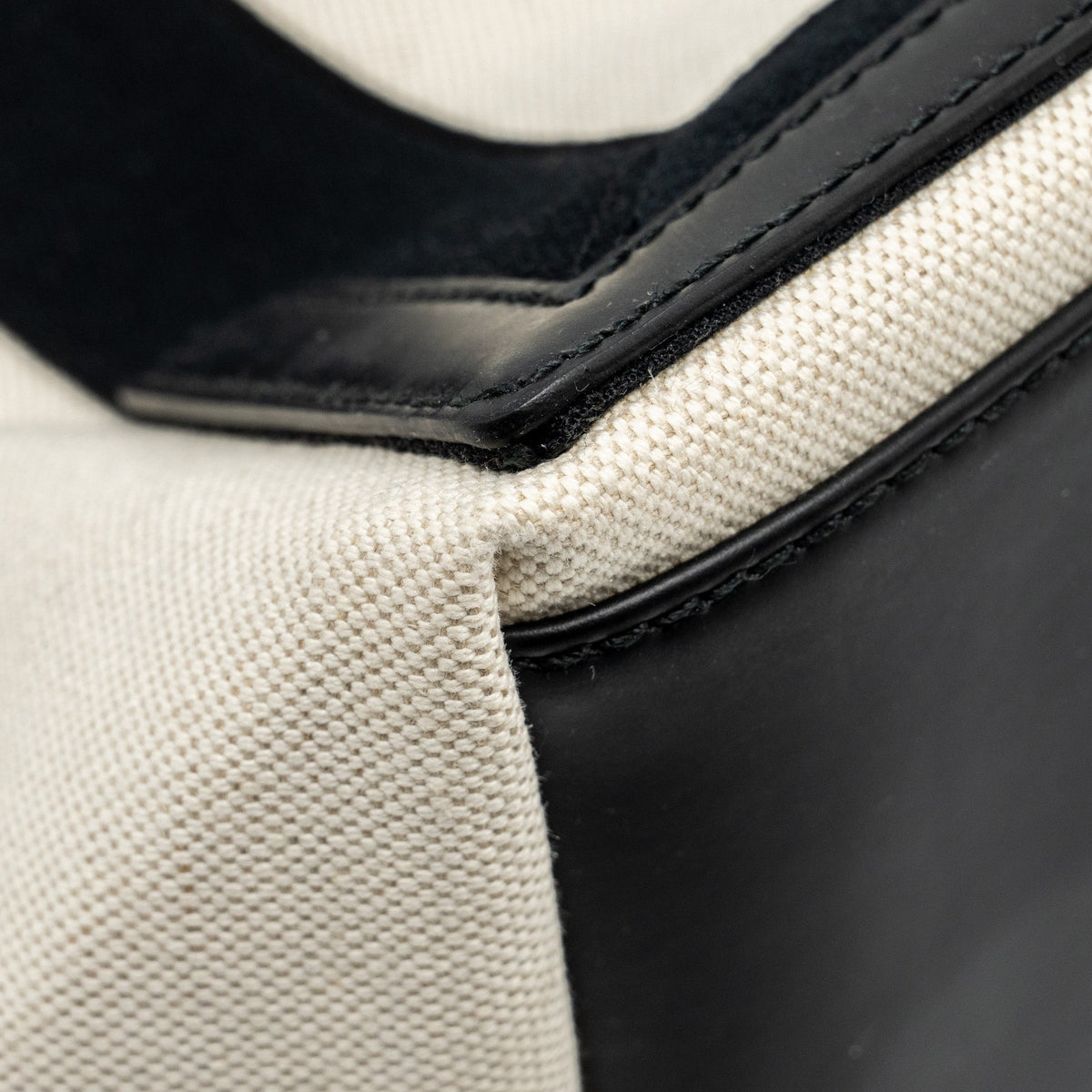 balenciaga Cabas Tote Bag Canvas/Calfskin Natural/Black SHW