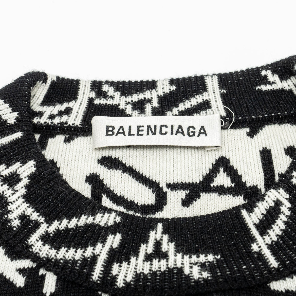 balenciaga Size M Long Sleeve Sweater Virgin Wool Black/White