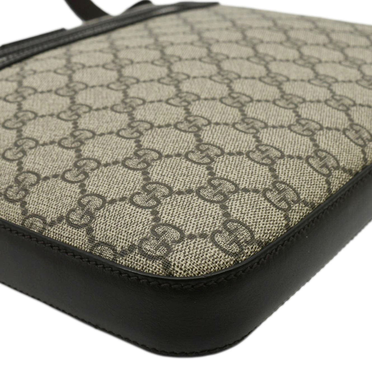 GUCCI Courrier Zip GG Supreme Canvas Messenger Bag Beige 406408
