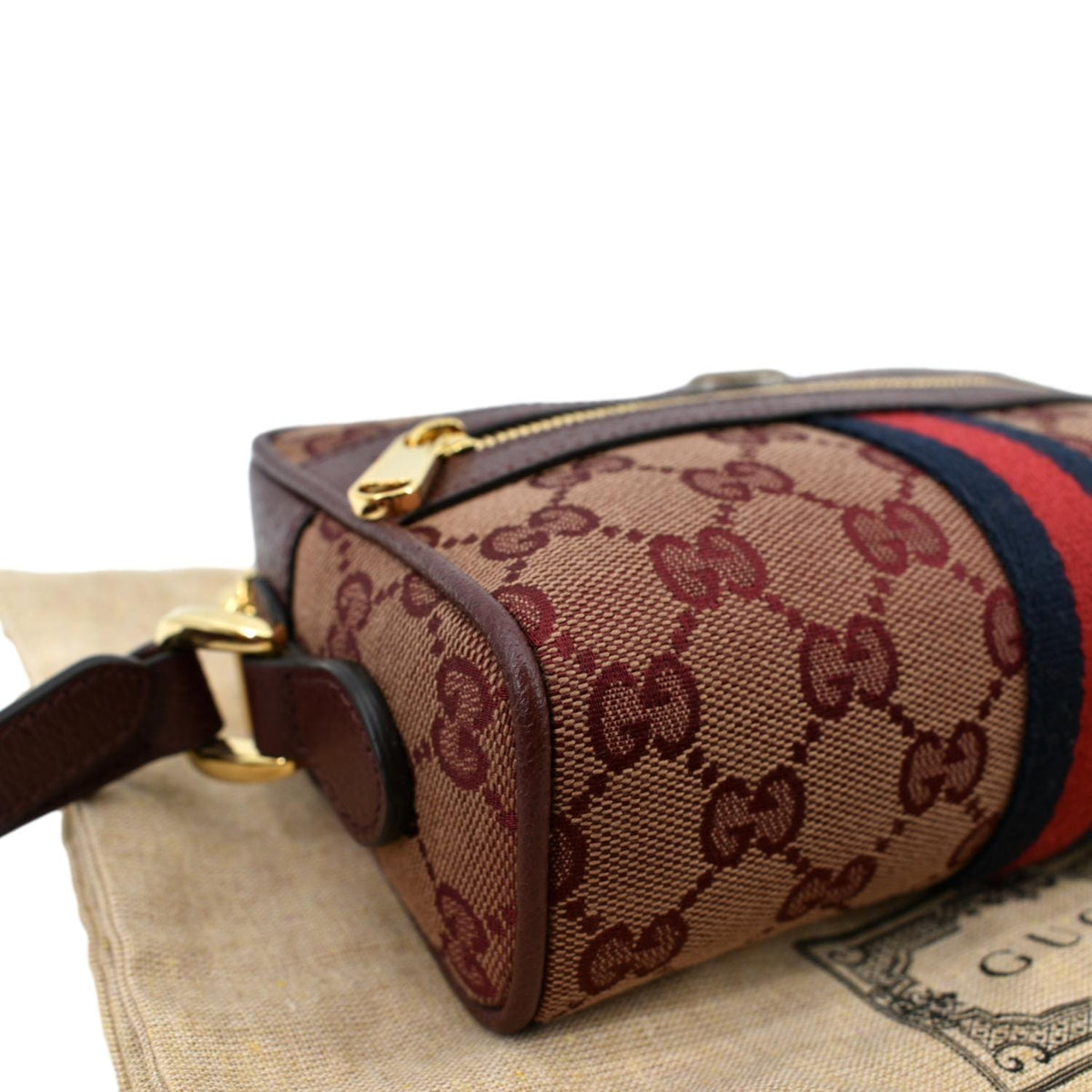 GUCCI Ophidia GG Supreme Mini Crossbody Bag Red 517350