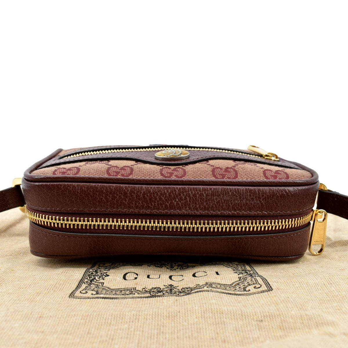GUCCI Ophidia Mini GG Supreme Crossbody Bag Red 517350