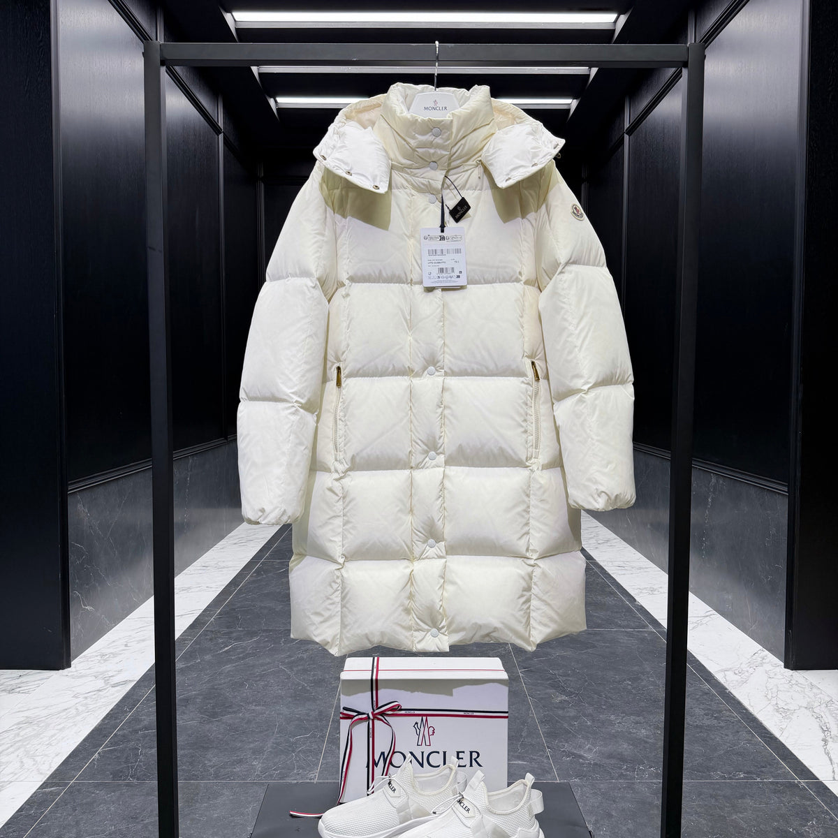 MONC LITTE COAT