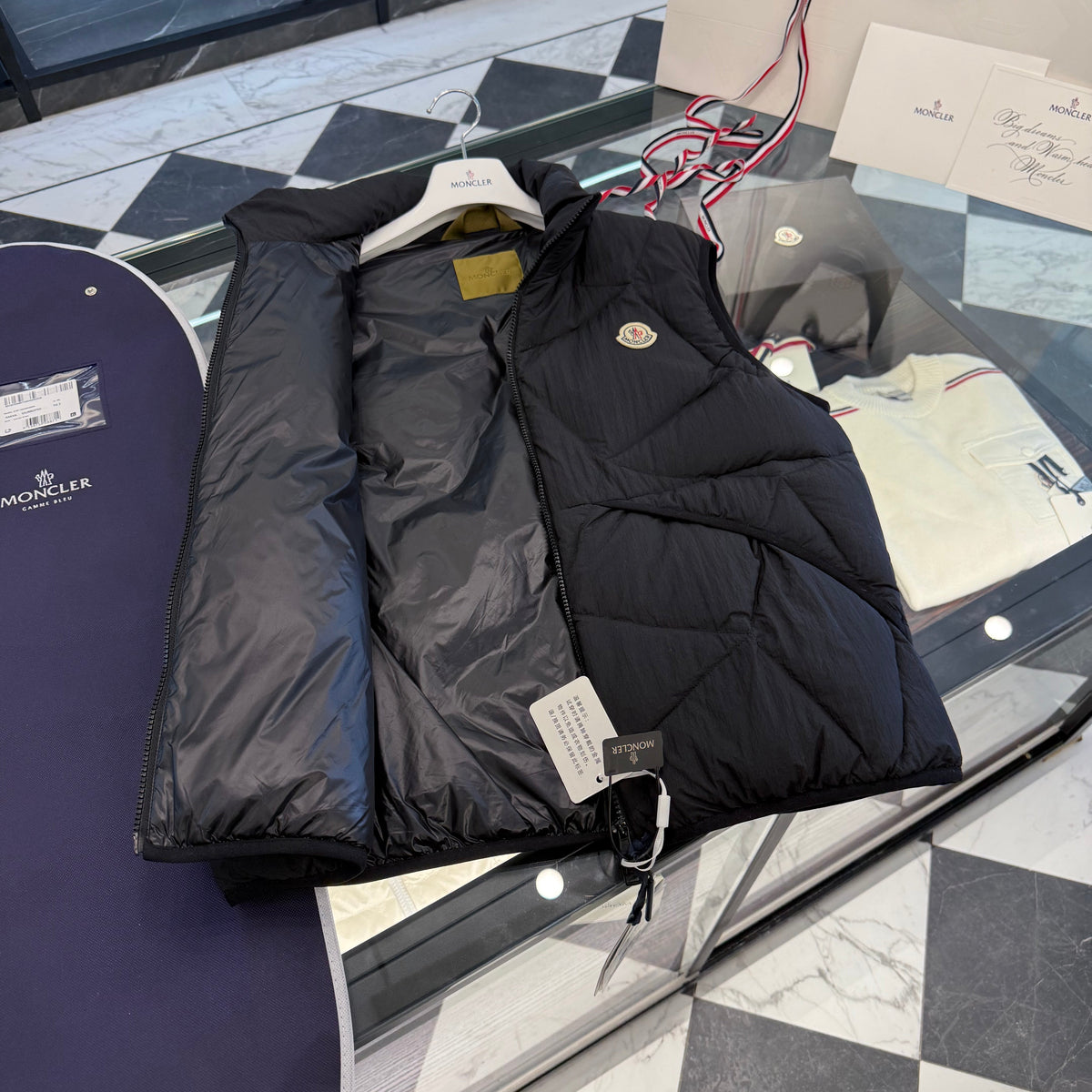 MONC VENDAVEL VEST