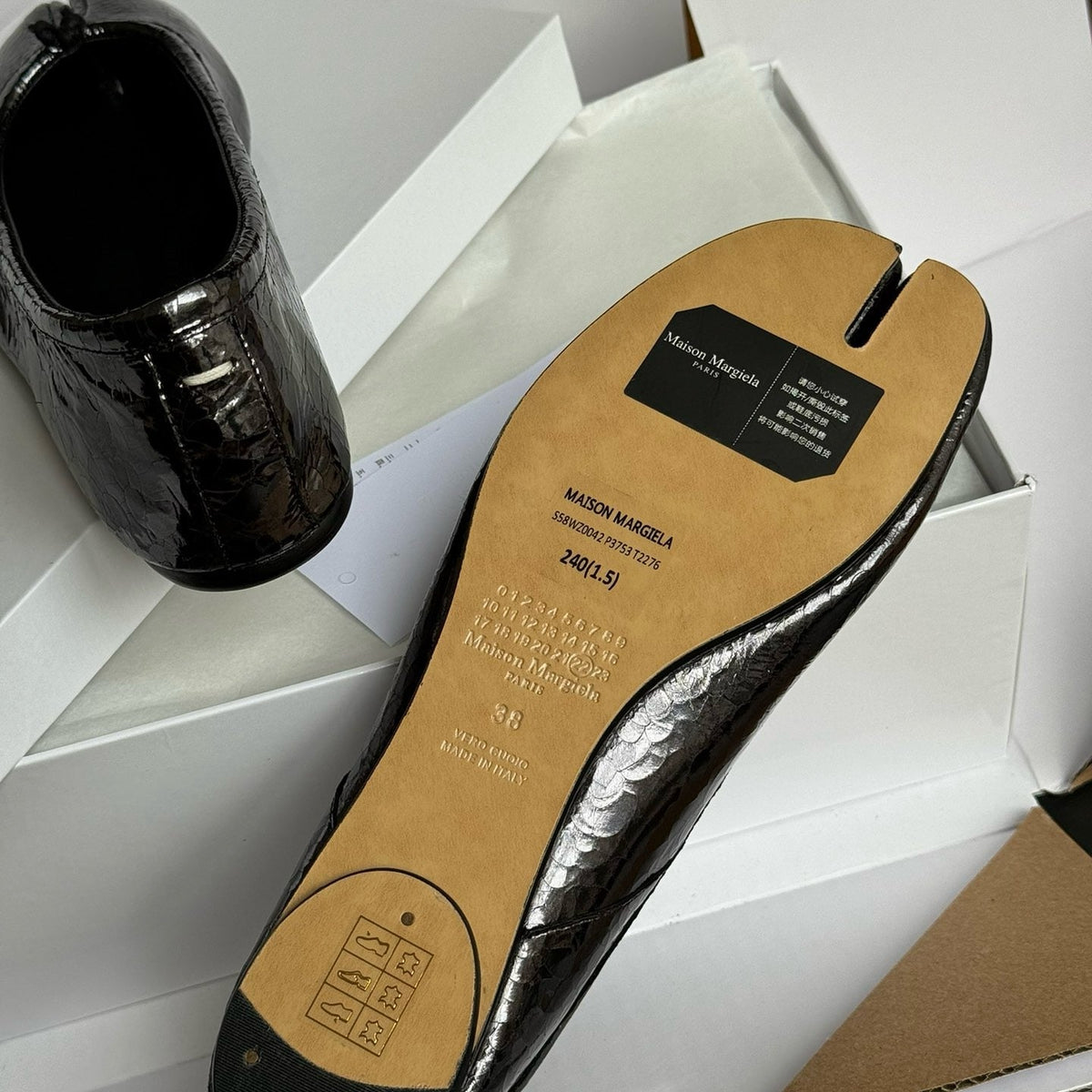 MAISON M TABI BALLET FLATS