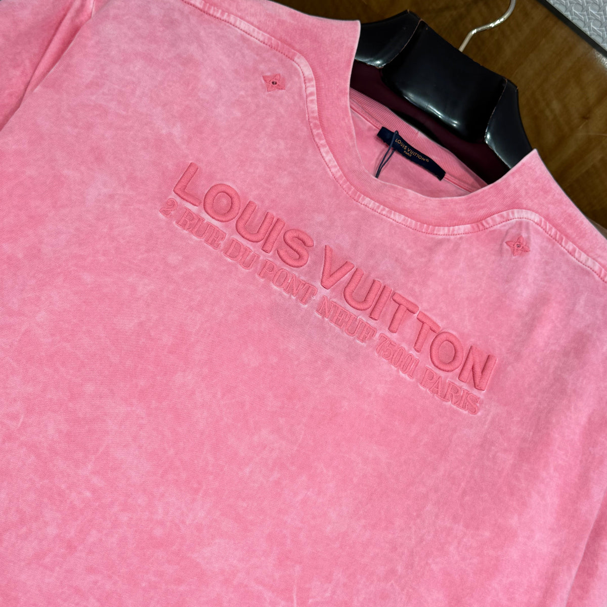 LOU T-SHIRT