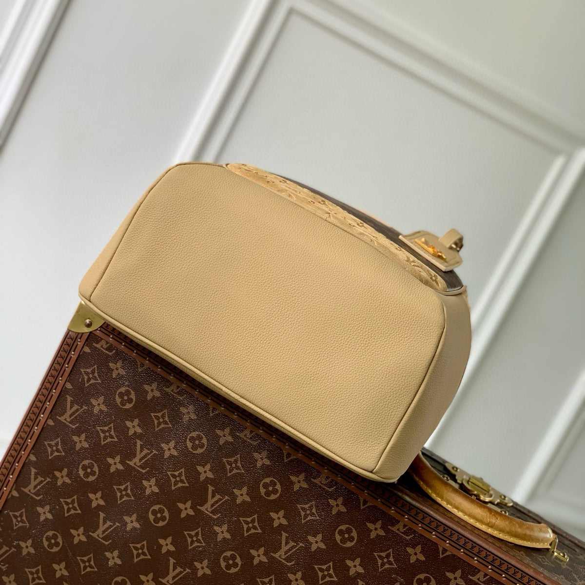 LOU OUTDOOR BACKPACK