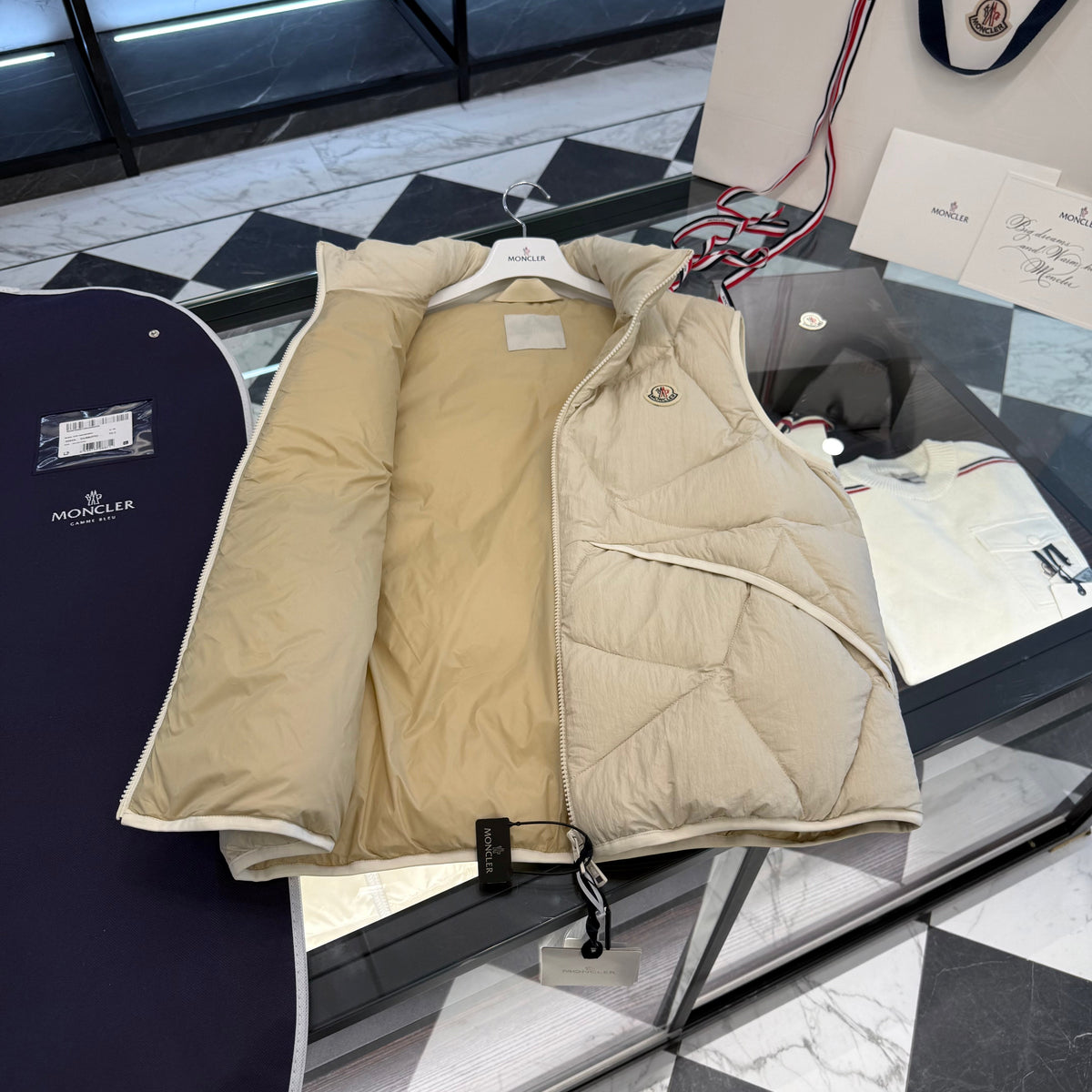 MONC VENDAVEL VEST
