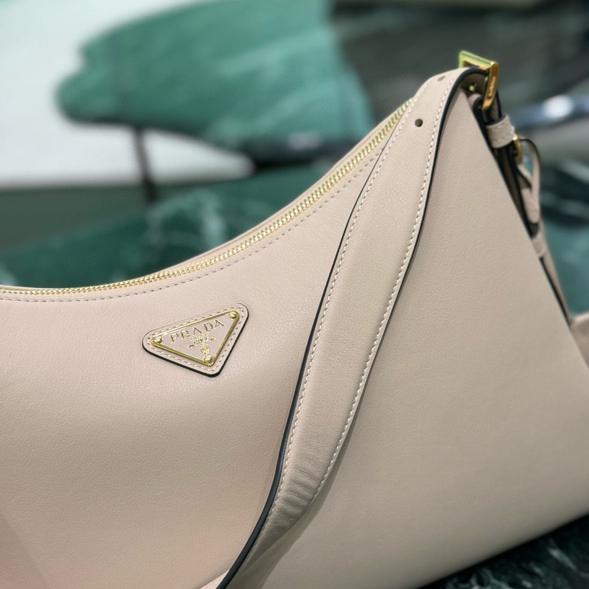 PD AIMEE LARGE SHOULDER BAG