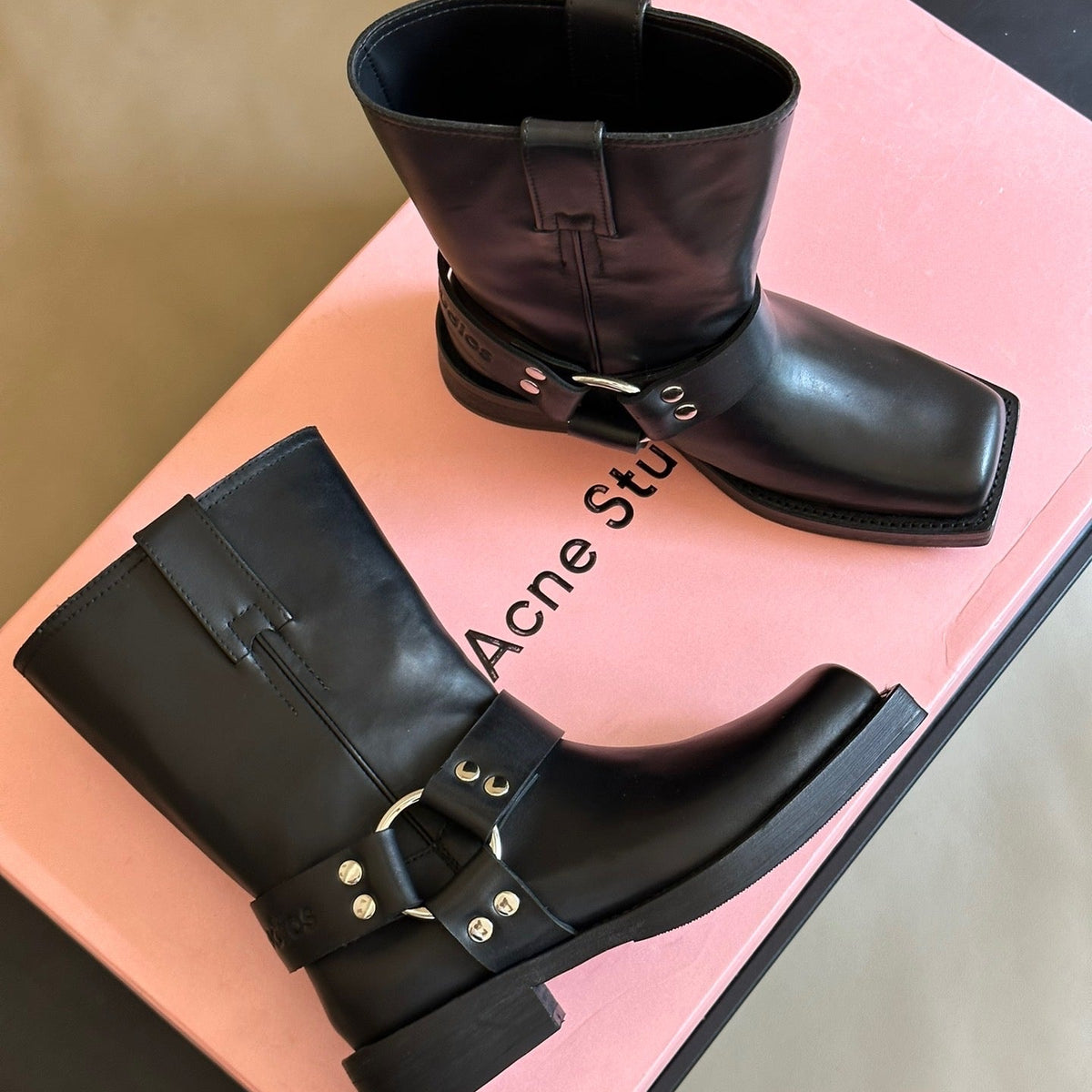 ACNE BOOTS