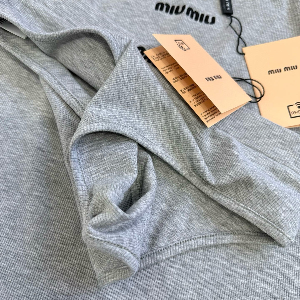 MIU M SET