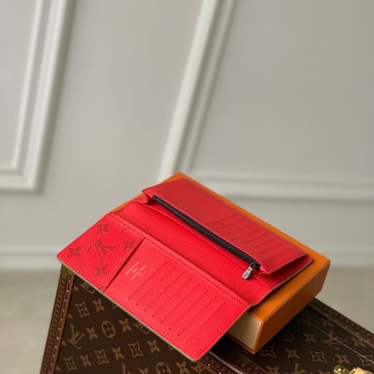 LOU WALLET