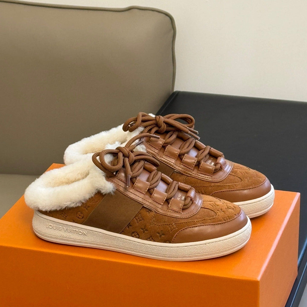 LOU OPEN BACK SNEAKERS