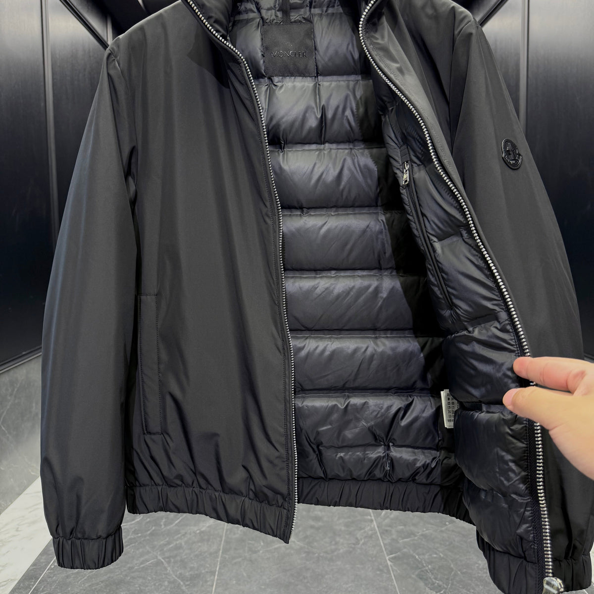MONC LUSERNA JACKET