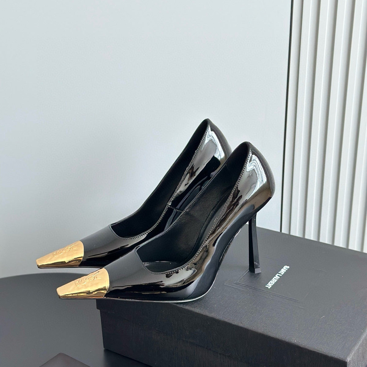 SL HEELS
