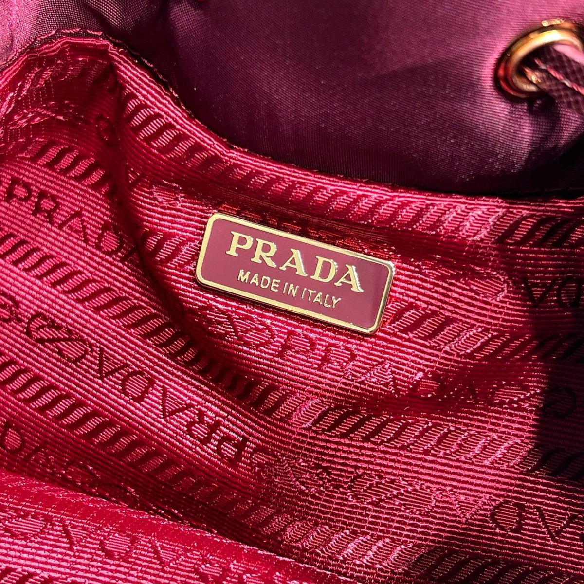 PD DUET RE-NYLON BUCKET BAG
