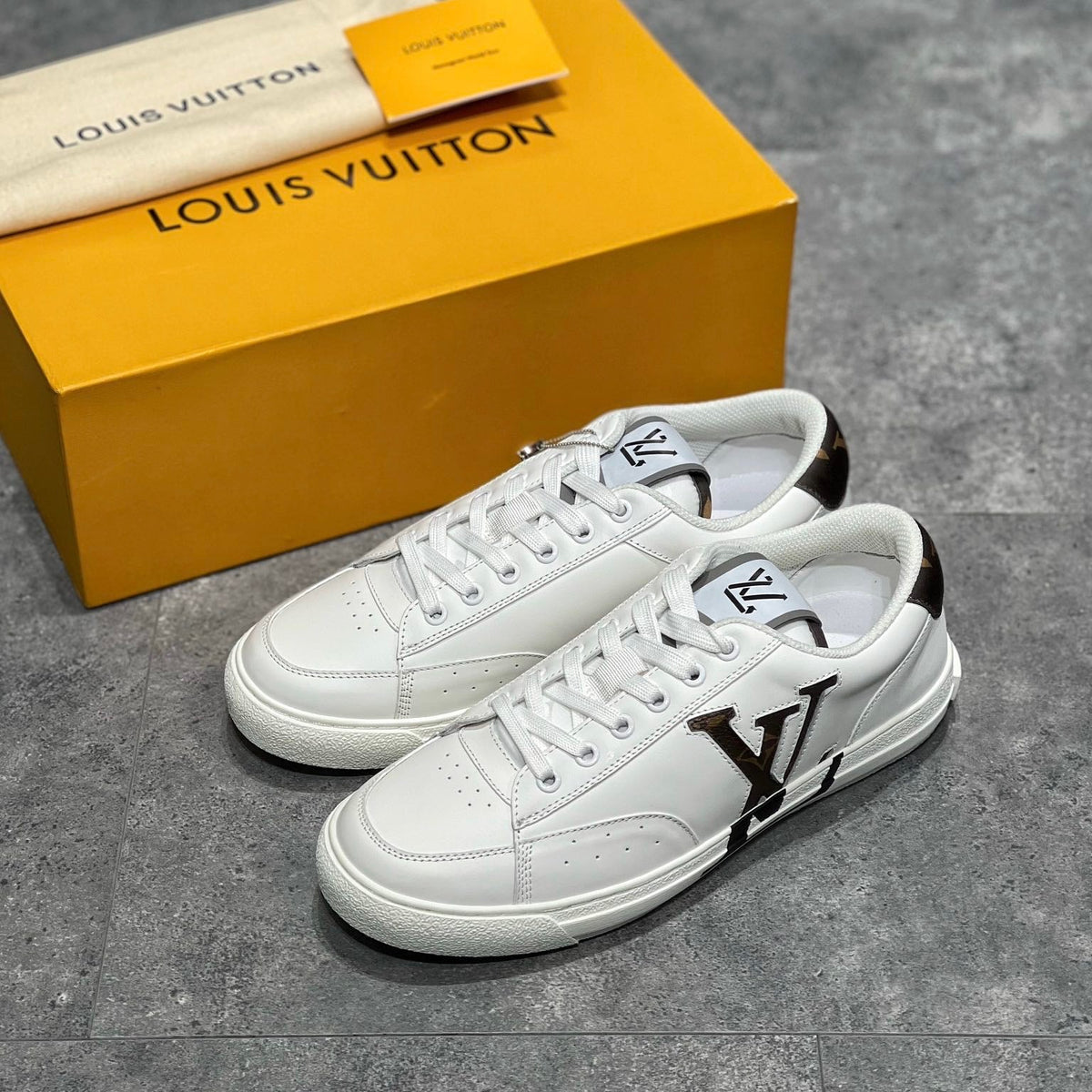 LOU TRAINERS