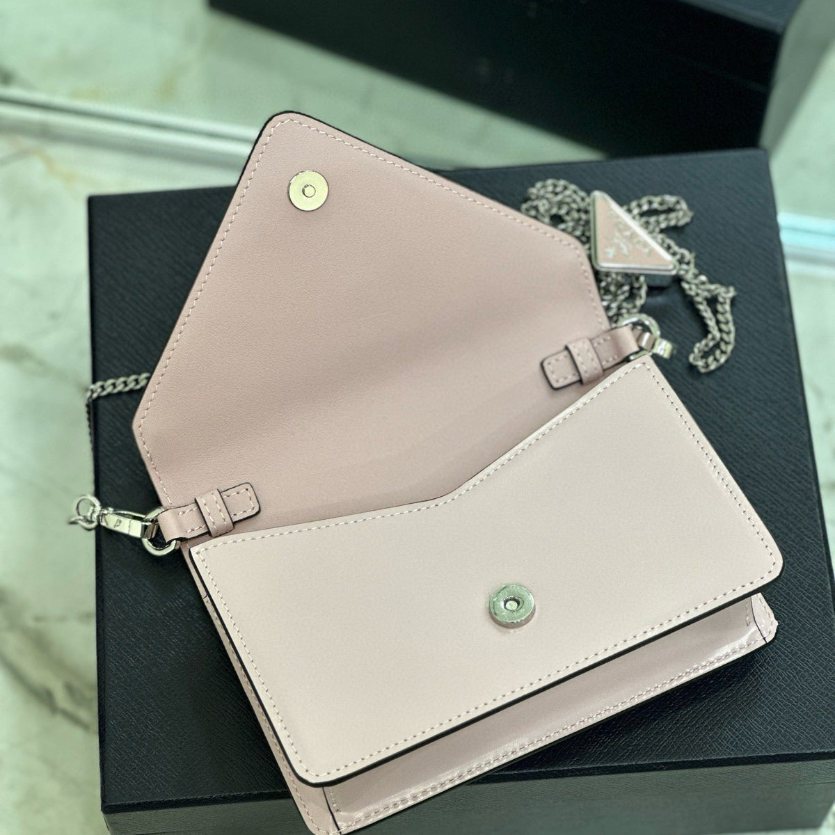 PD TRIANGLE LOGO BUFFED SHOULDER BAG