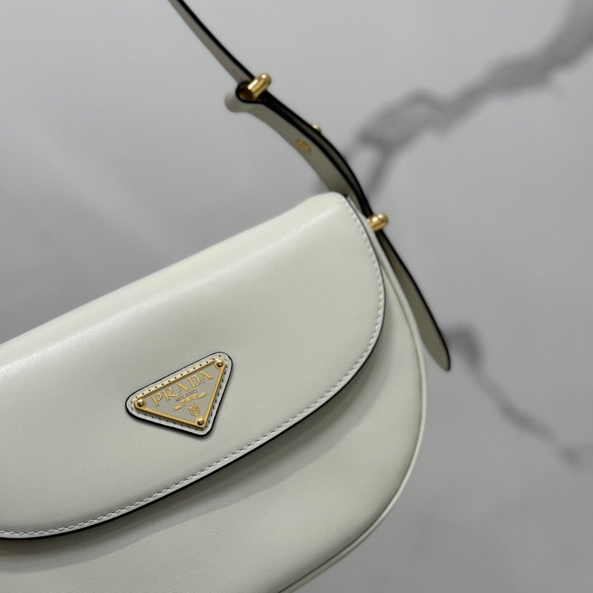 PD ARQUE SHOULDER BAG