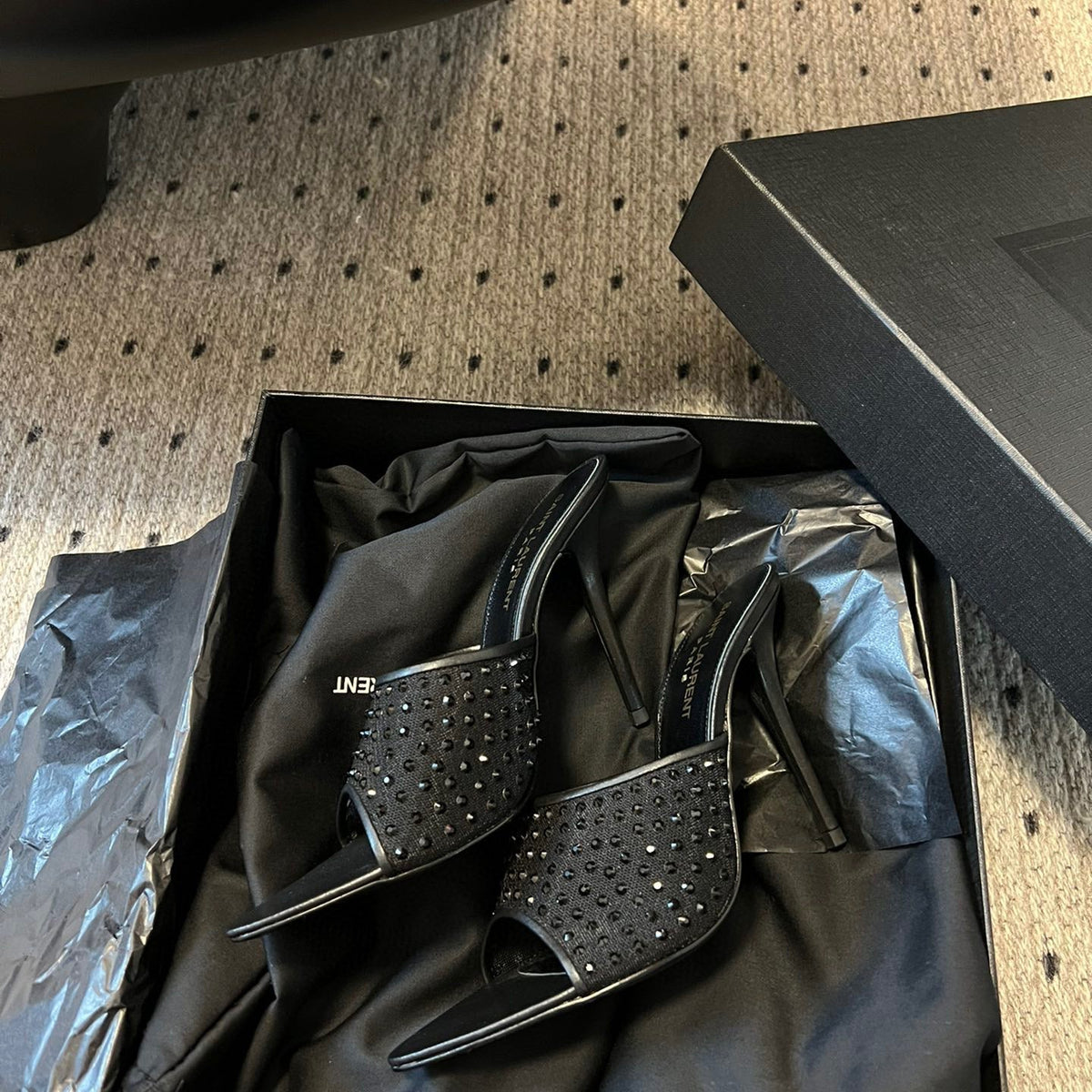 SL HEELS