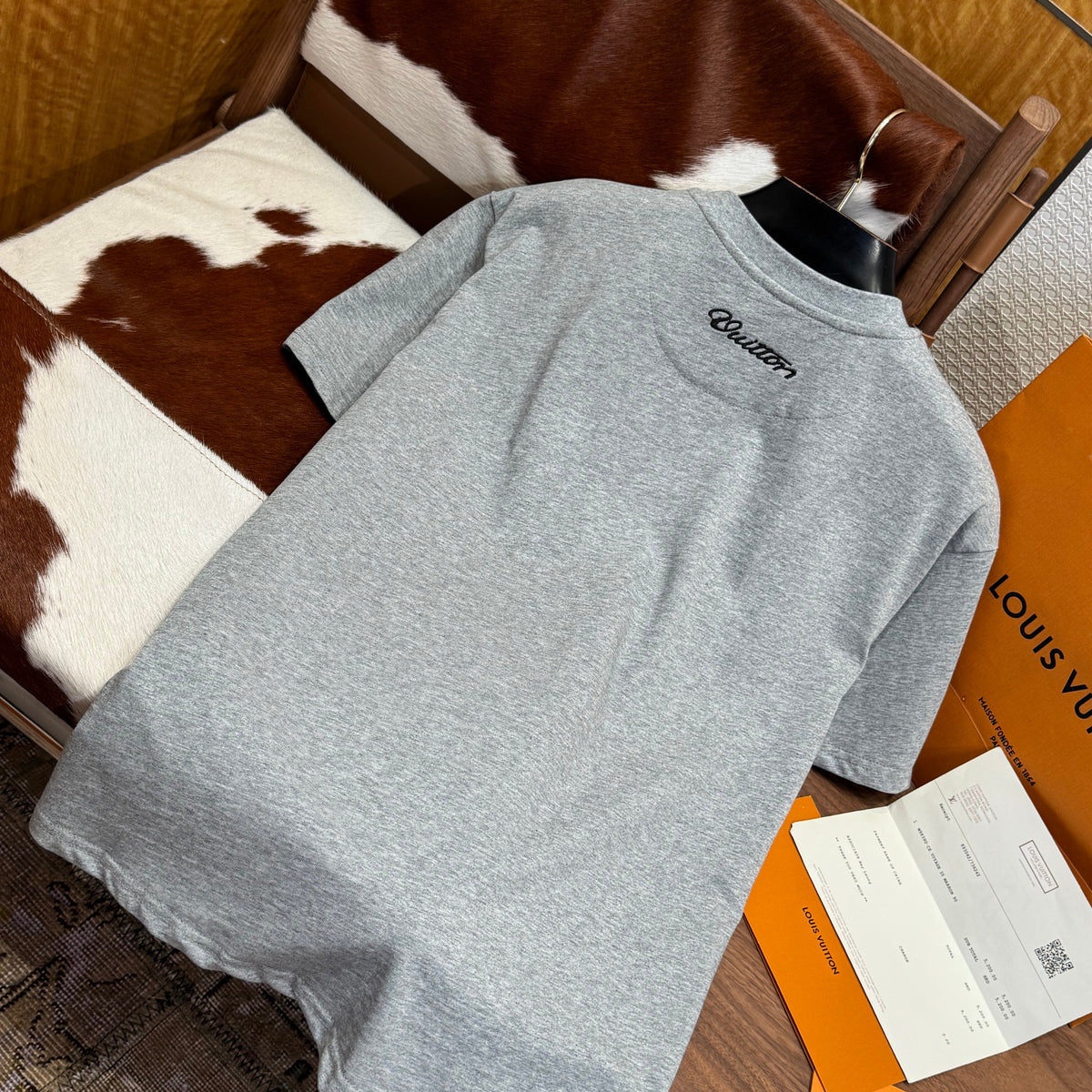 LOU T-SHIRT