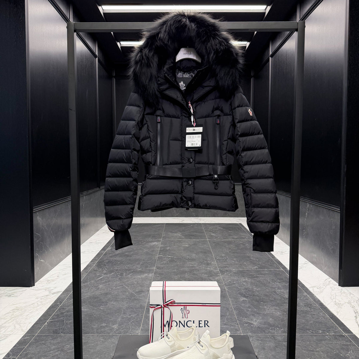 MONC BEVERLEY JACKET
