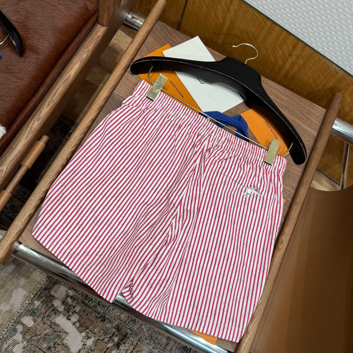 LOU SHORTS