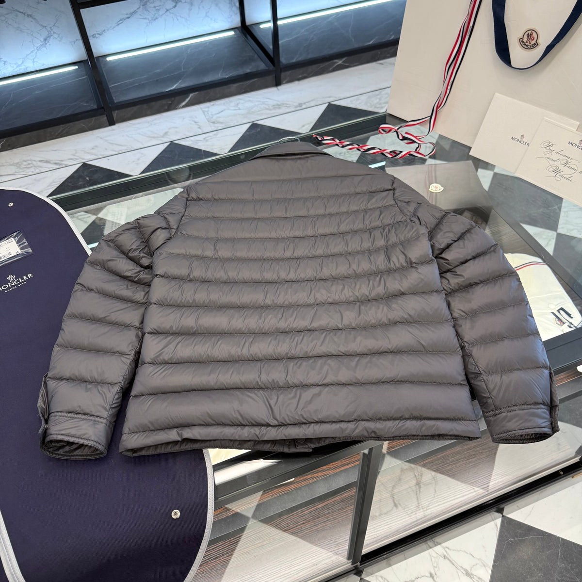 MONC CHAMBLY JACKET