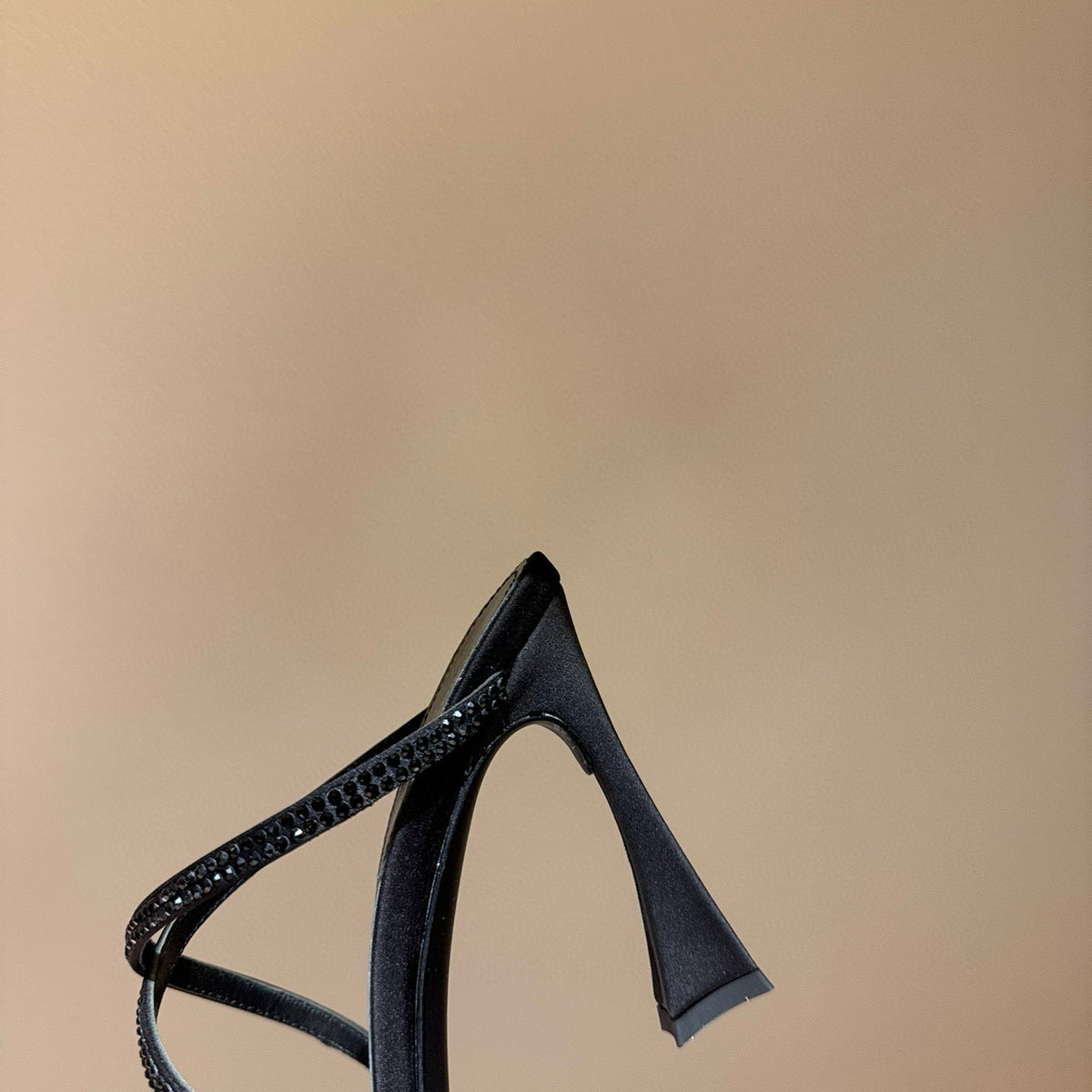 SL HEELS