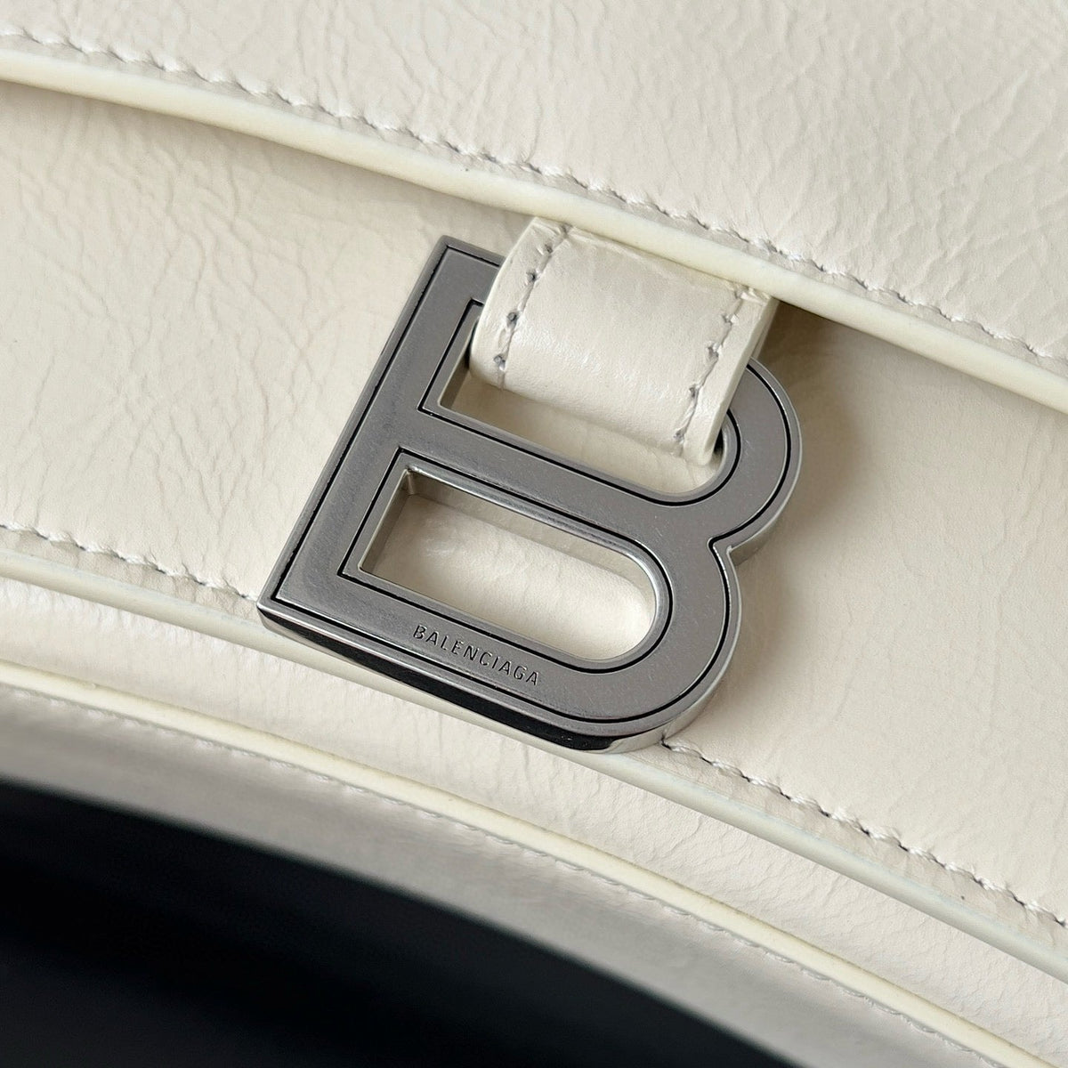BAL SMALL CRUSH BAG