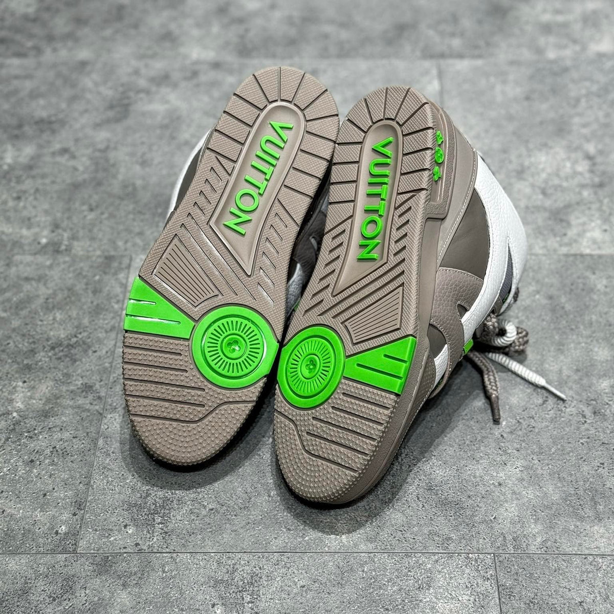 LOU TRAINERS