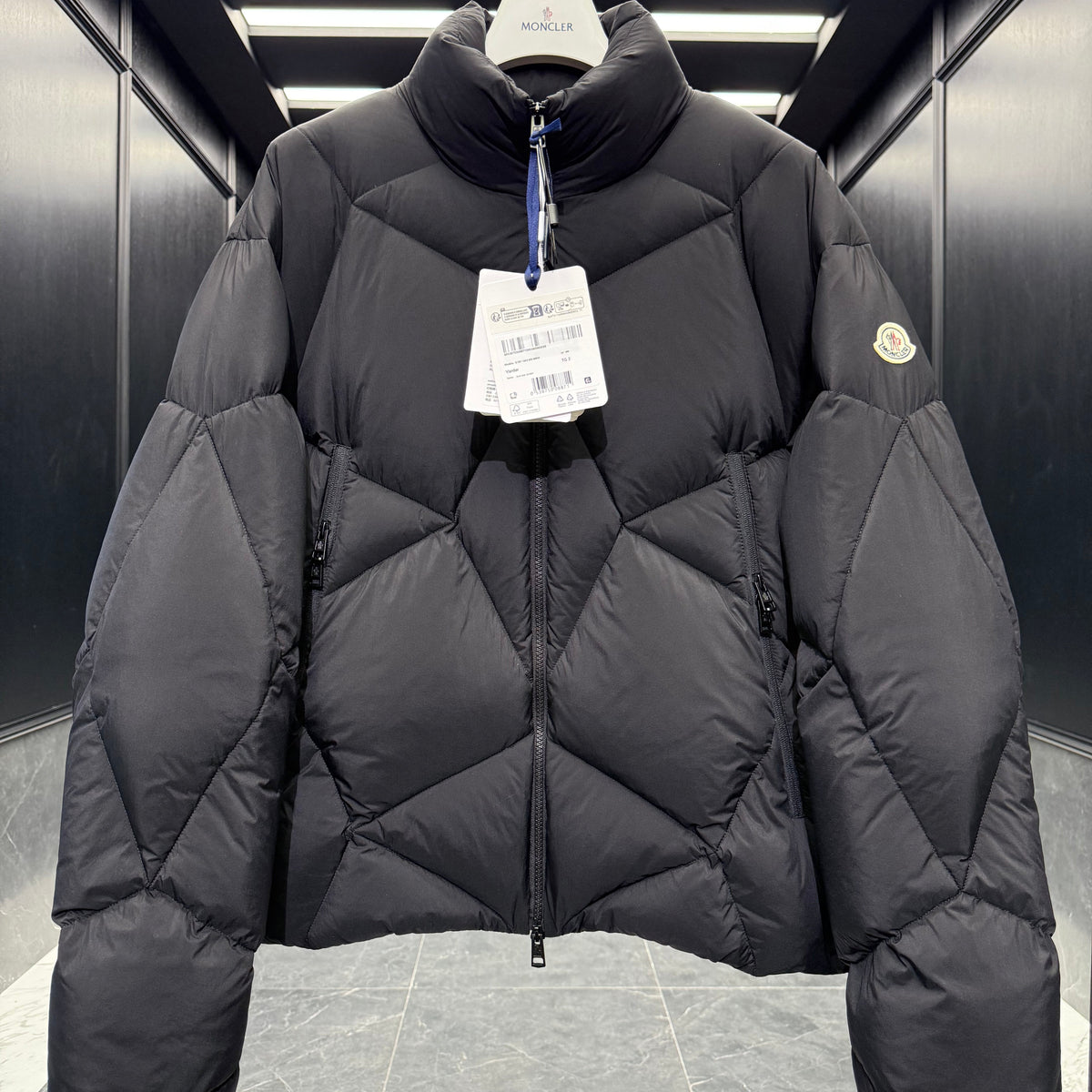MONC VARDAR JACKET