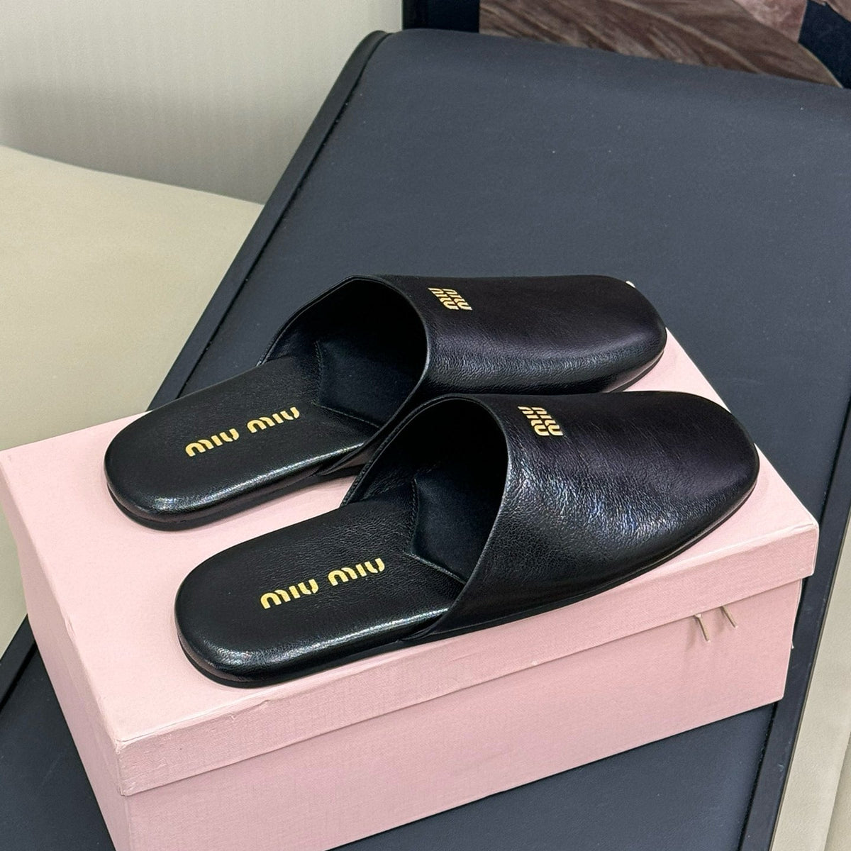 MIU M SLIPPERS