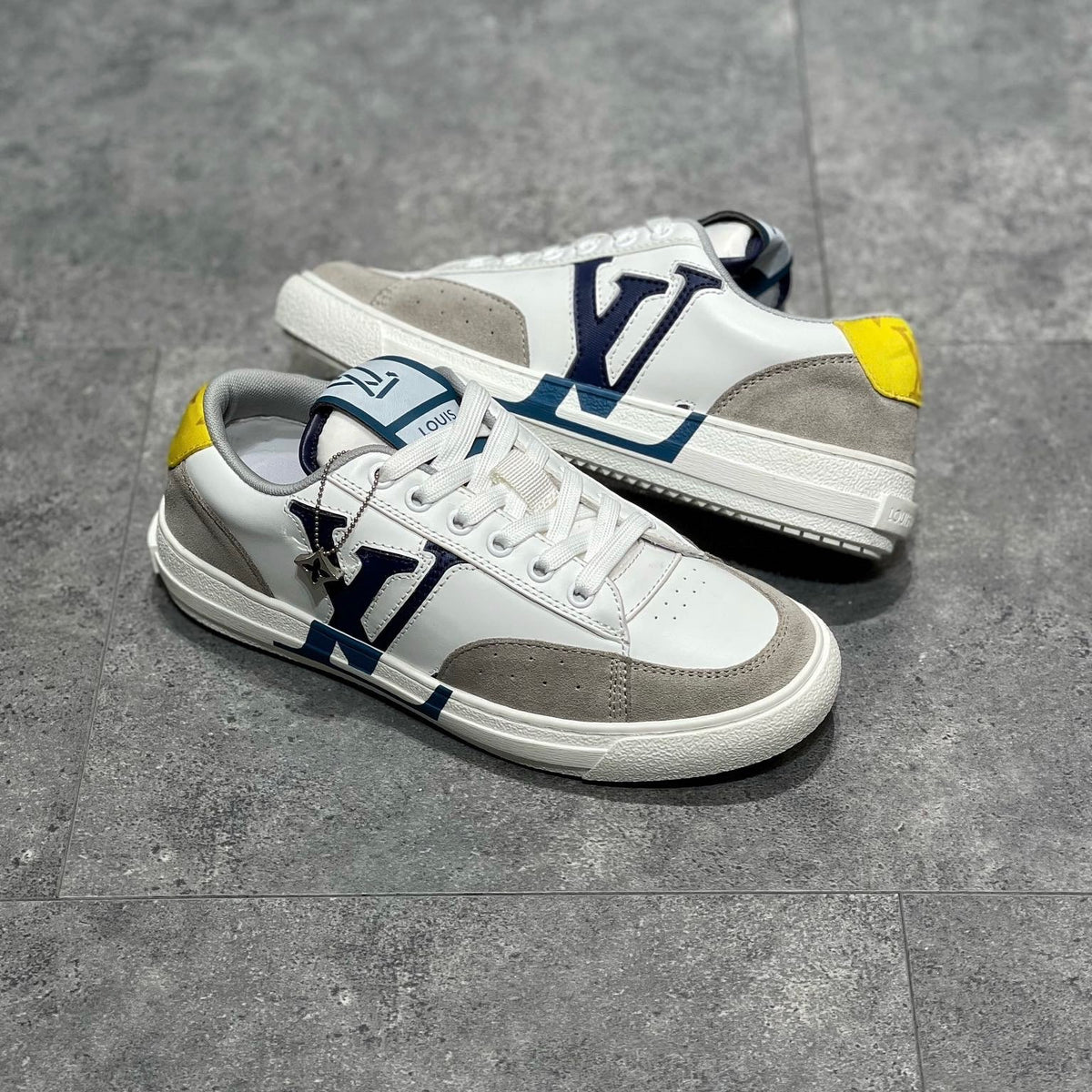 LOU TRAINERS