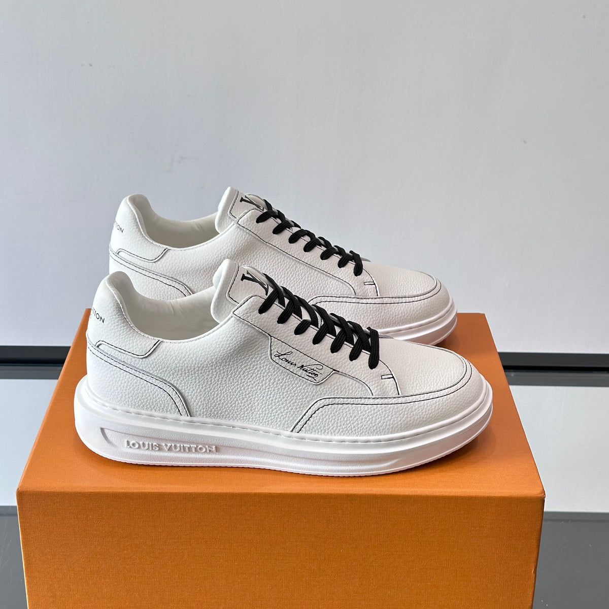 LOU BEVERLY HILLS SNEAKERS